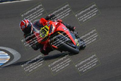 media/Oct-12-2025-CRA (Sun) [[e621380112]]/Races/Race 8/